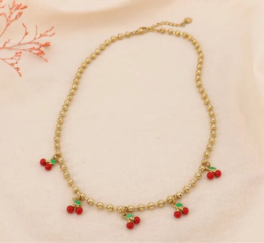 Collier Cherry