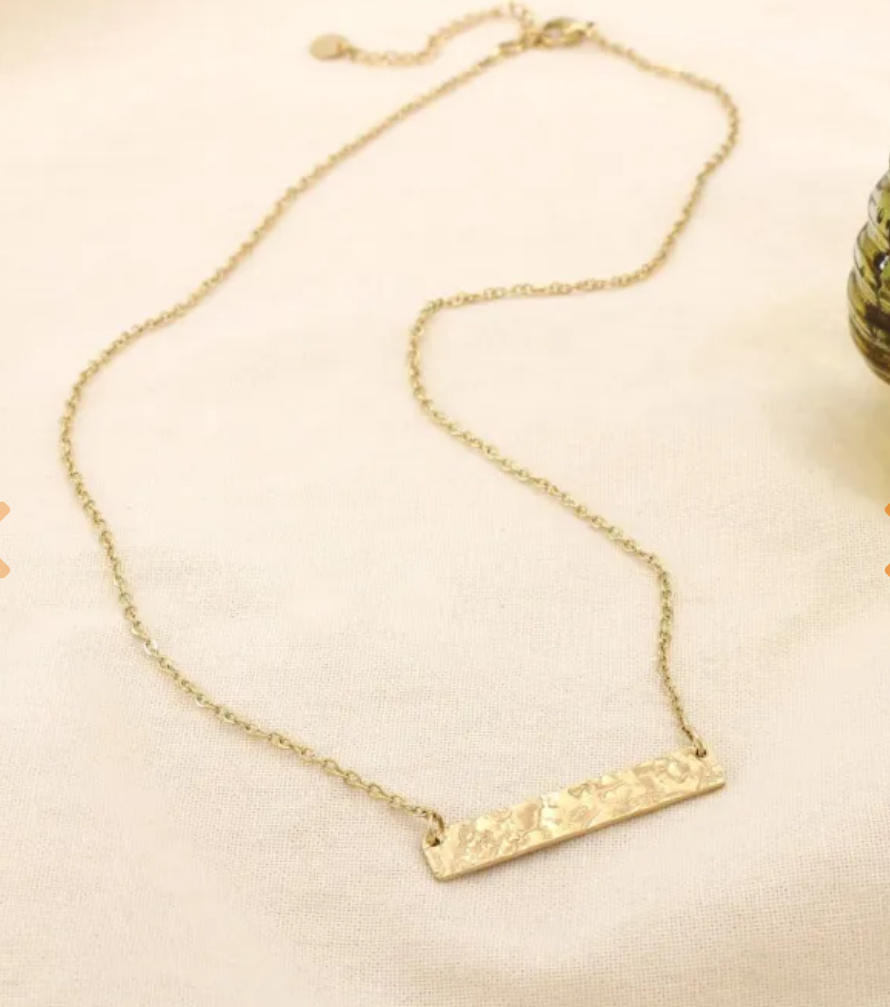 Collier inaya