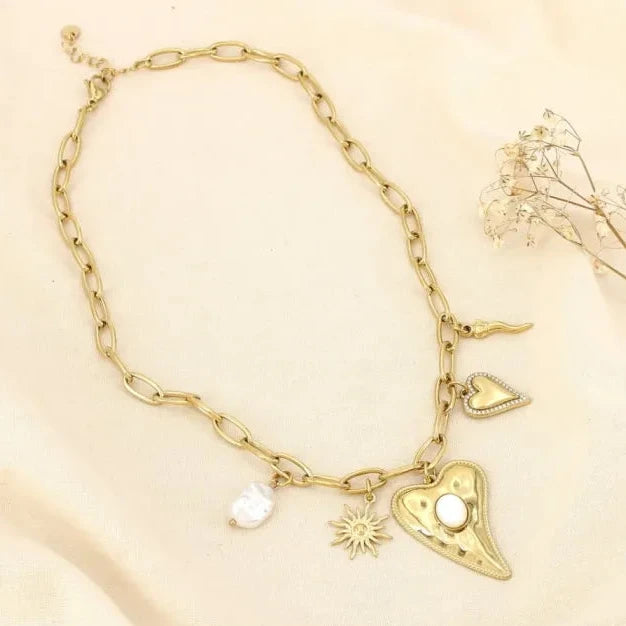 Collier Emma