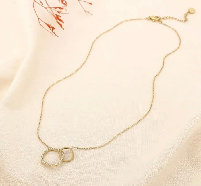 Collier carré